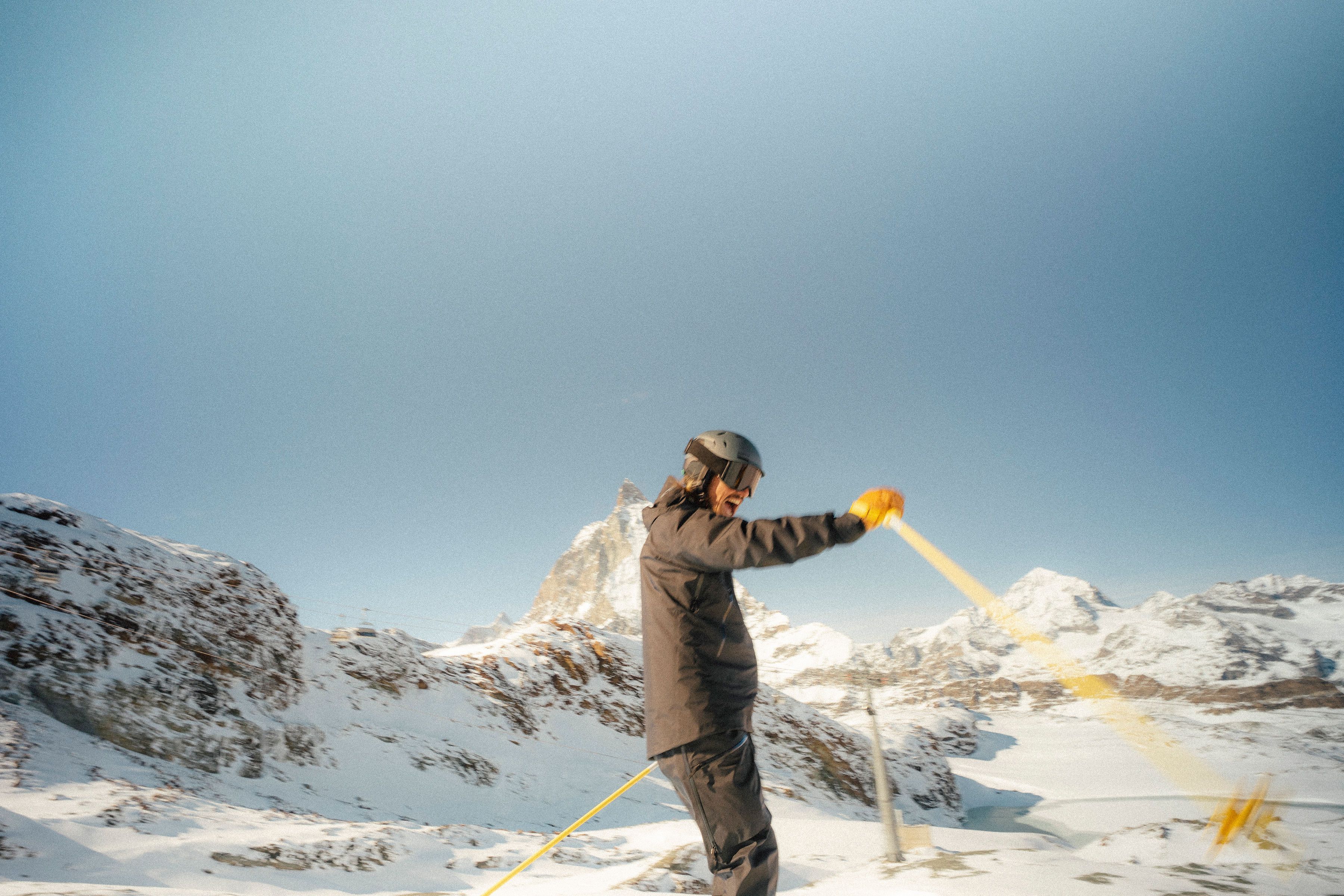 Someone skiing 