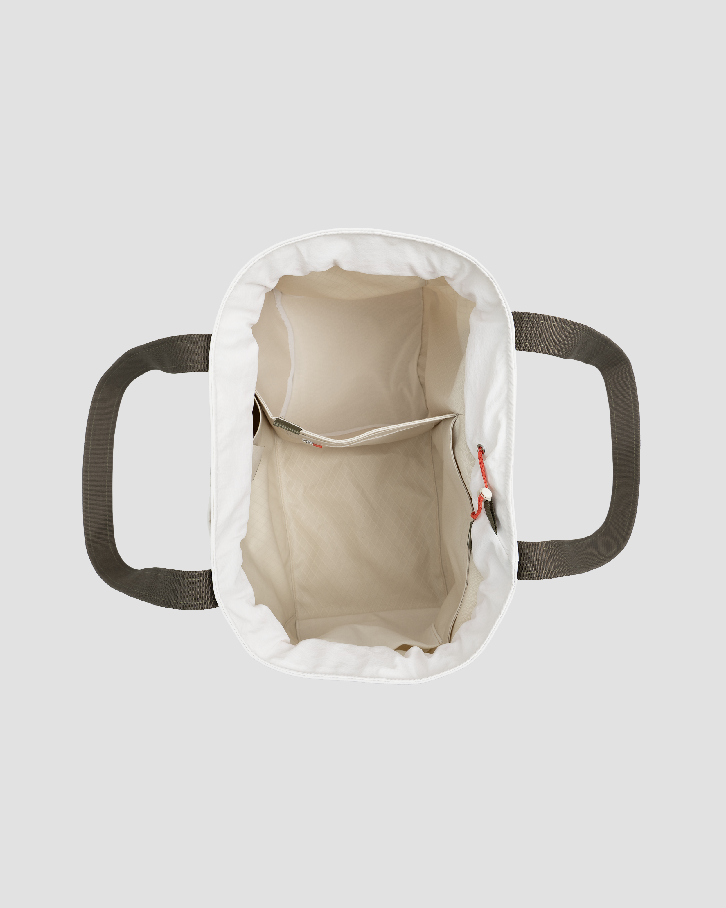 An image of 20L Day Bag Marshmallow top down